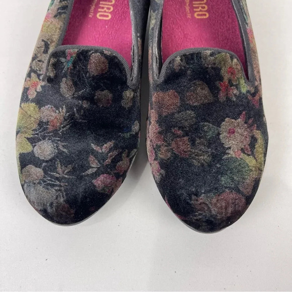 Munro Velvet Black Floral Low Heel Cerise Slip On Comfort Loafers Women's 7 W - Picture 5 of 8